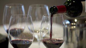 Lower-class drinkers face worse heart health risks, study says 47