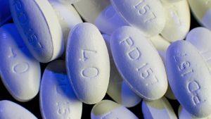 Half of people prescribed statins don't reach cholesterol goals after two years, study says 25