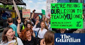 Schoolchildren go on strike across world over climate crisis 14