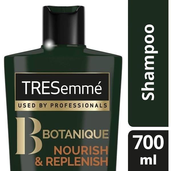 TRESemmé Botanique Nourish & Replenish Shampoo, 700ml – Infused with coconut milk and aloe vera to deeply nourish and hydrate hair. Gently cleanses while restoring softness, shine, and vitality for all hair types.